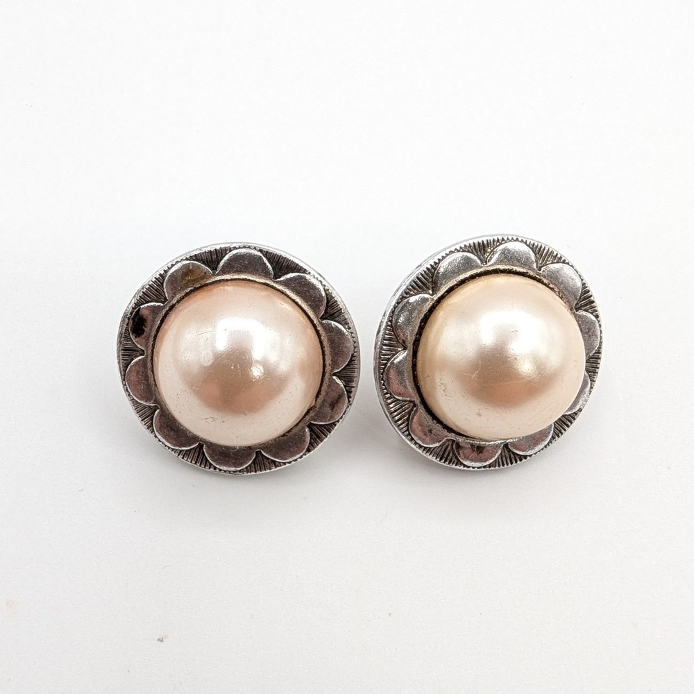 Vintage Silver Tone Faux Pearl Scalloped‎ Stud Earrings Champagne Oversized 1"